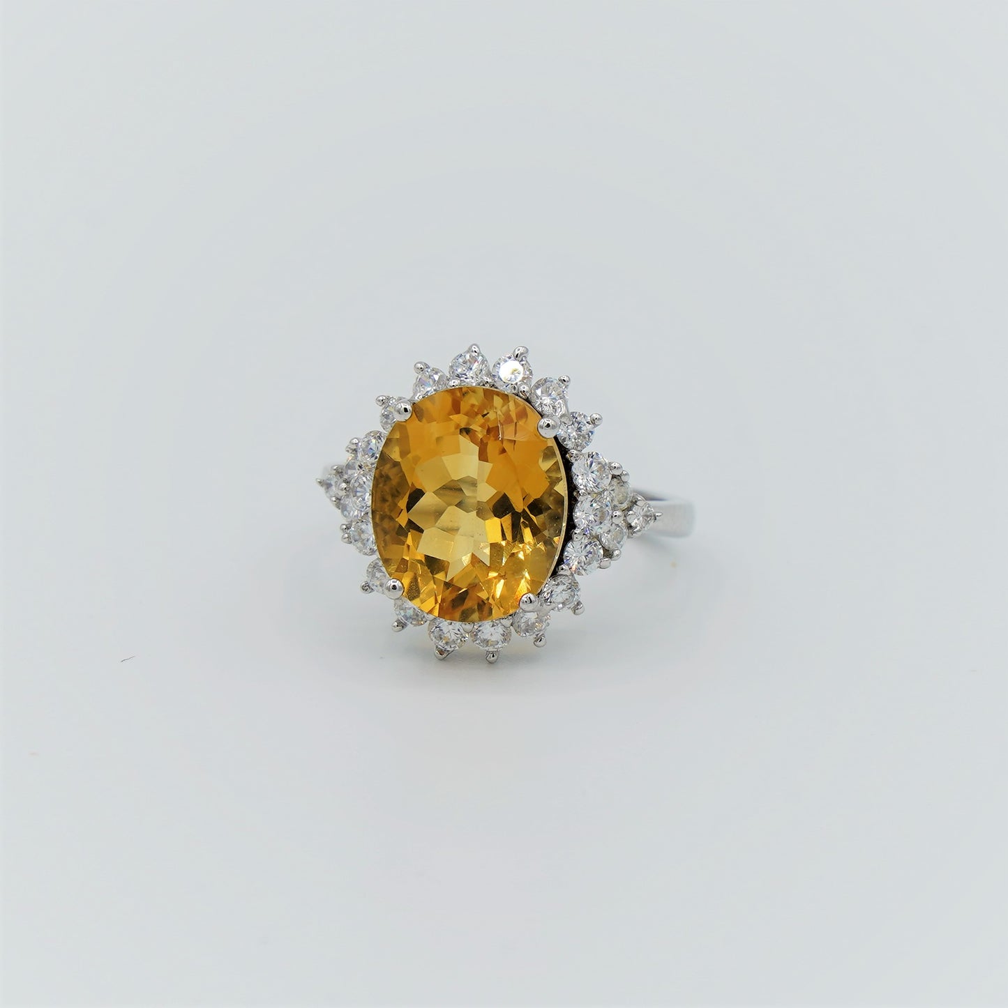 Shiny shiny_ Oval Citrine Ring