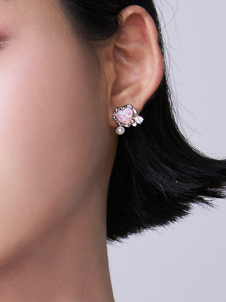 Meililove_"Neon Heart Light" - Pearl Stud Earrings