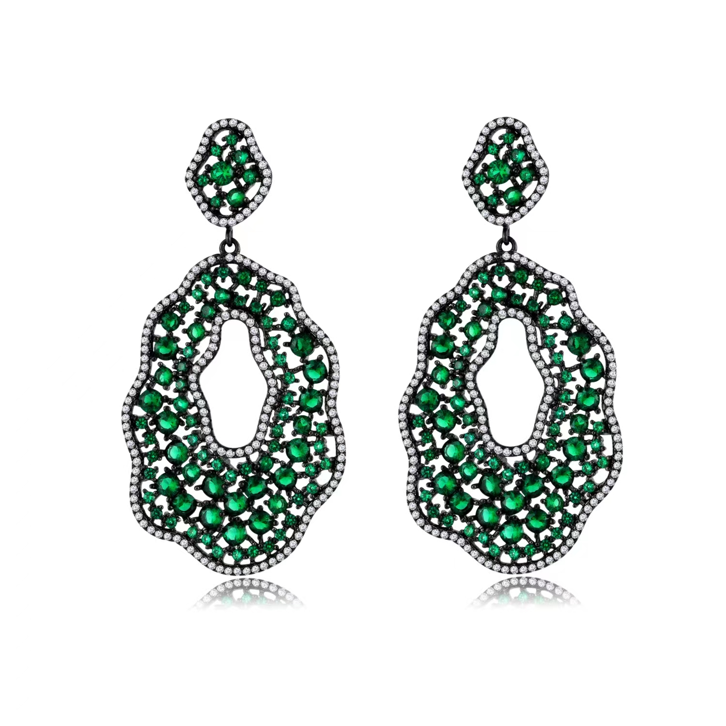 ZIVGREY_ Green vintage dinner style earrings