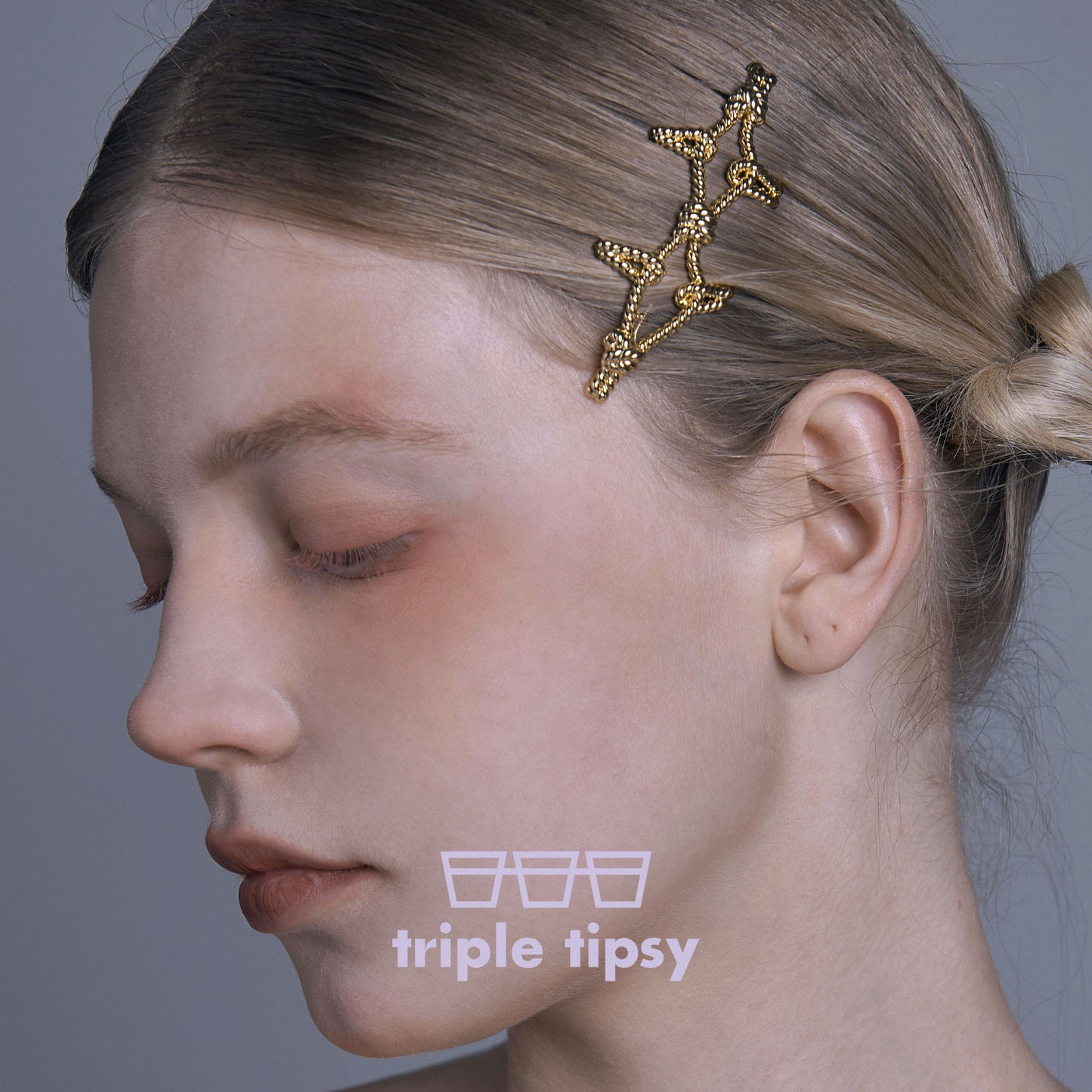 Triple Tipsy_"Dare You" Fetish Emotion knotted hair clip